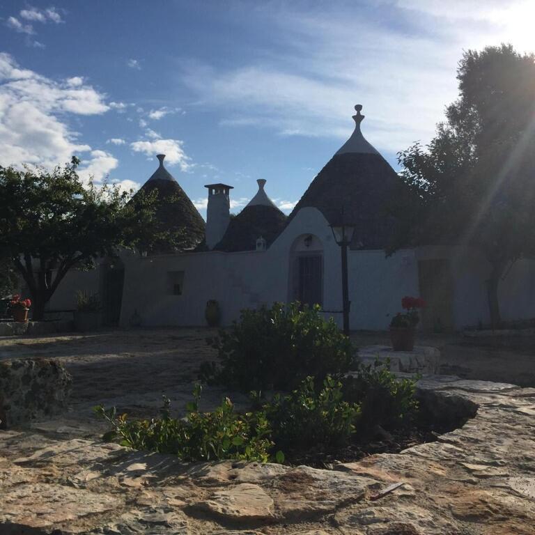 Chateaux Des Trulli Сан Микеле Салентино Екстериор снимка
